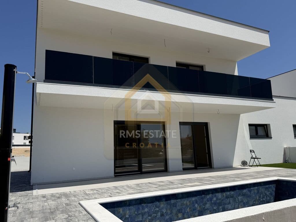 Dom - GRAD VODICE