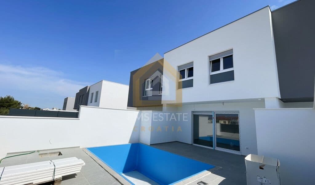Apartament - GRAD VODICE